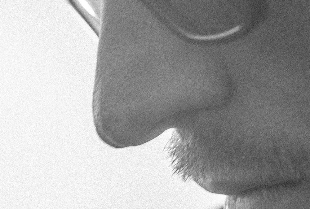 HUG SPECTACLES
