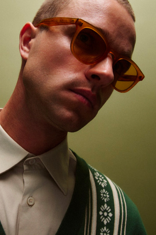 GARRETT LEIGHT