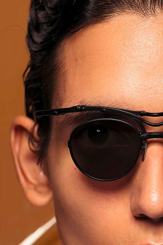 GARRETT LEIGHT